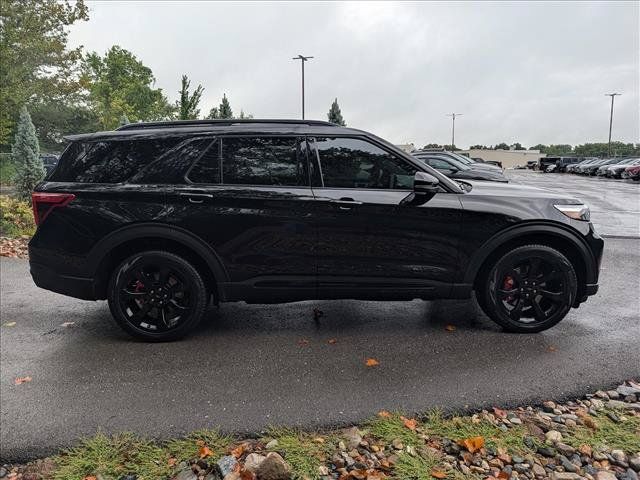 Used 2024 Ford Explorer ST w/ Equipment Group 401A AWD/4WD image 6