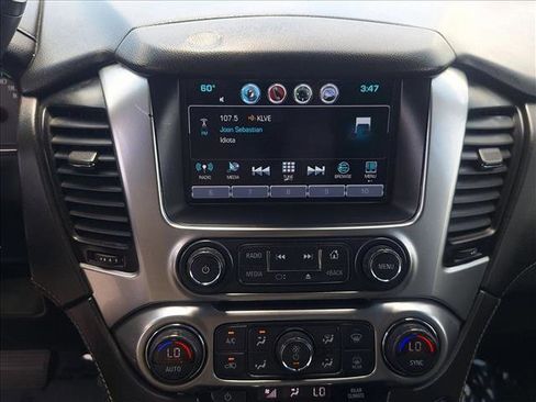 Used 2020 Chevrolet Suburban LT RWD image 13
