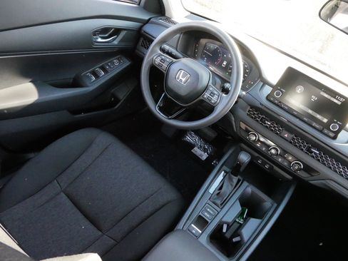 Certified 2025 Honda Accord LX image 9