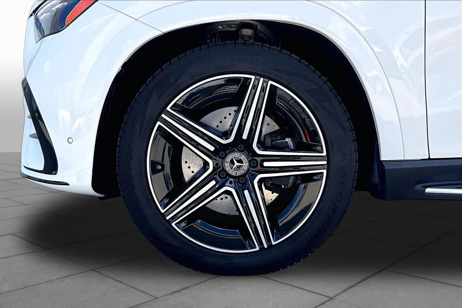Used 2026 Mercedes-Benz GLE 450 4MATIC image 11