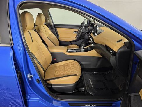 Used 2024 Nissan Sentra SV w/ SV Premium Package FWD image 13