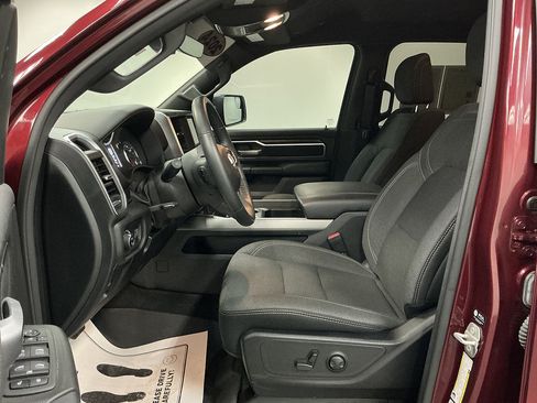 Used 2024 RAM 1500 Big Horn AWD/4WD image 8