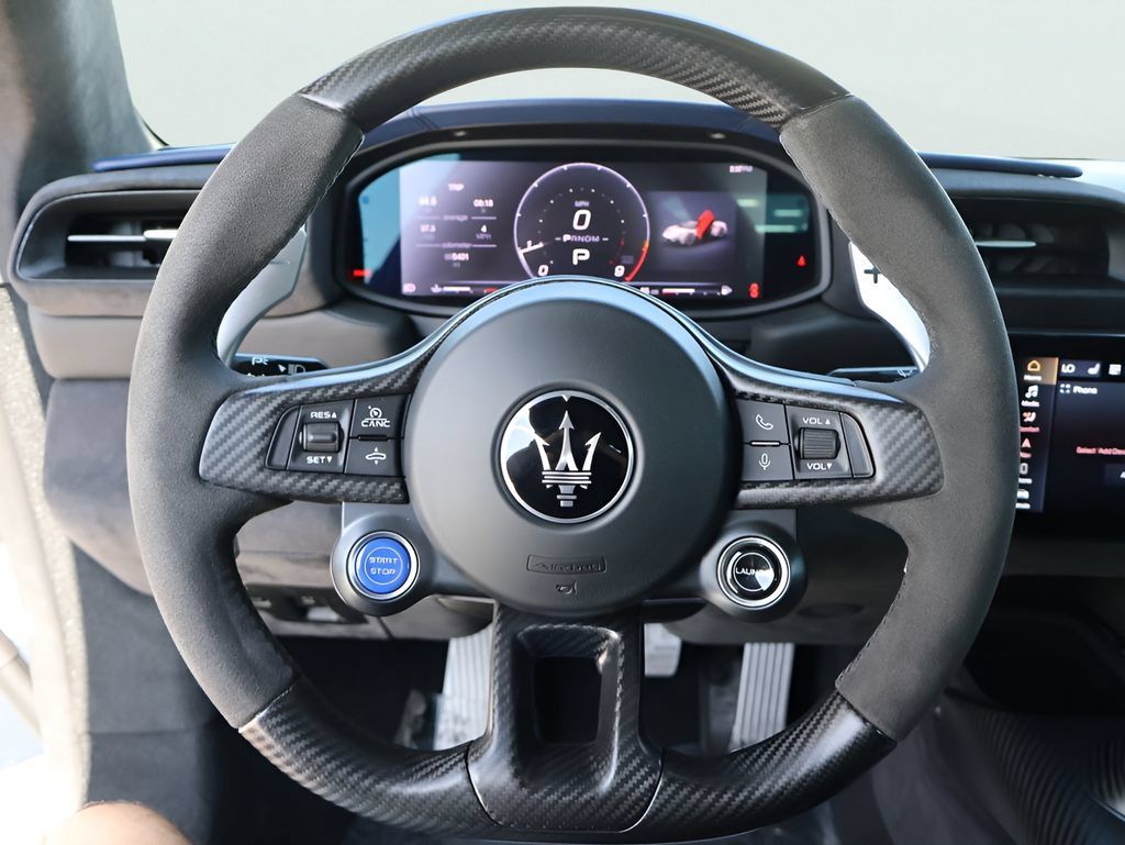 Used 2023 Maserati MC20 Coupe RWD image 30