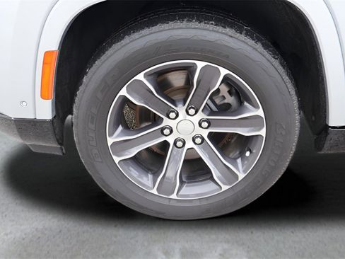 Used 2023 Jeep Grand Wagoneer 4WD image 10