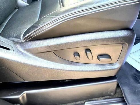 Used 2015 GMC Sierra 3500 Denali w/ Duramax Plus Package image 26