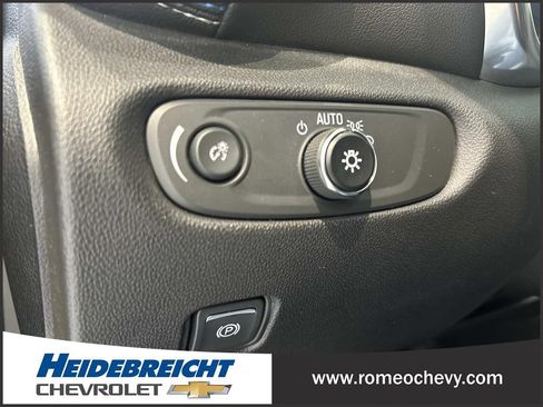 Used 2023 Chevrolet Blazer RS AWD/4WD image 30