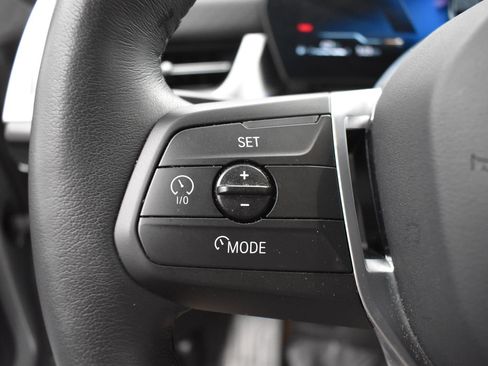 Used 2026 BMW X2 xDrive28i AWD/4WD image 6