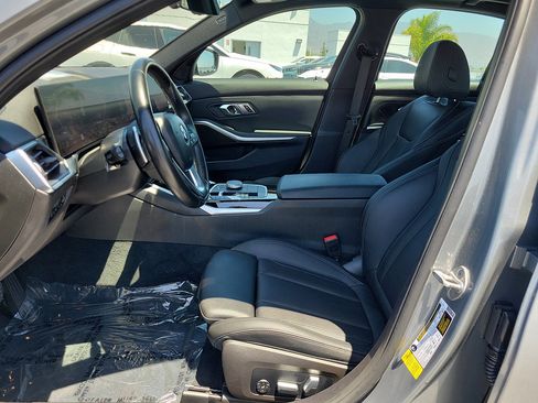 Used 2023 BMW 330i Sedan w/ Driving Assistance Package RWD image 17