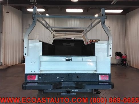 Used 2022 Chevrolet Silverado 2500 W/T w/ WT Fleet Convenience Package image 8