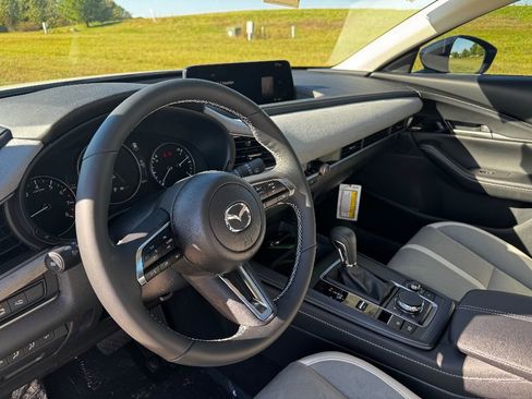 New 2026 MAZDA CX-30 2.5 Turbo w/ Premium Package image 16