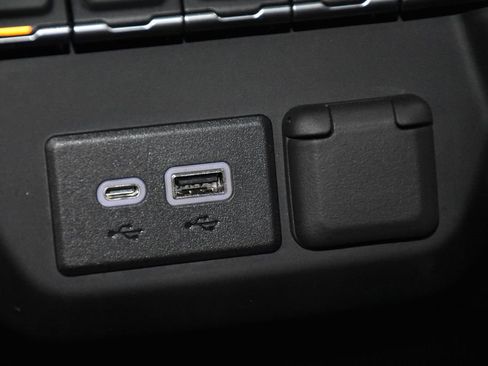 Used 2022 Chevrolet Silverado 1500 Custom Trail Boss image 20