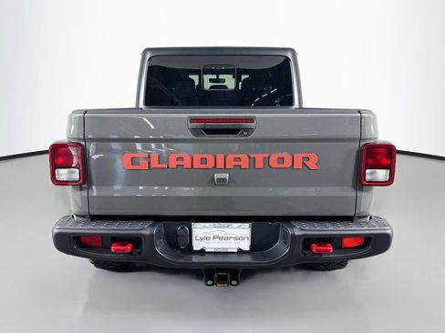 Used 2023 Jeep Gladiator Rubicon w/ Cold Weather Group AWD/4WD image 10