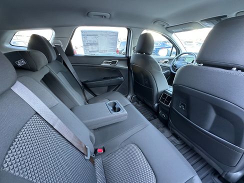 New 2026 Kia Sportage S AWD/4WD image 17