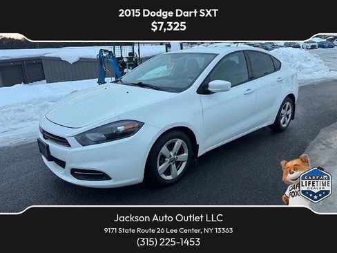 Used 2015 Dodge Dart SXT image 1