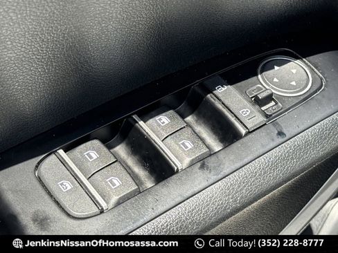 Used 2024 Kia Soul LX w/ Option Group 015 FWD image 26