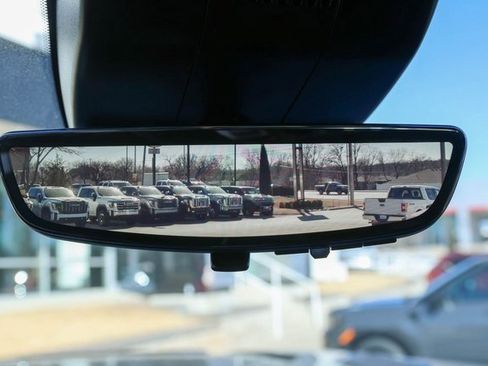 Used 2024 Chevrolet Silverado 3500 High Country w/ Technology Package image 33