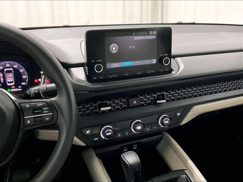 Used 2023 Honda Accord EX image 18