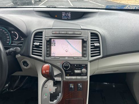 Used 2009 Toyota Venza AWD V6 w/ Premium Pkg #2 image 8