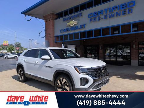 Used 2025 Volkswagen Atlas Cross Sport SE AWD/4WD image 1