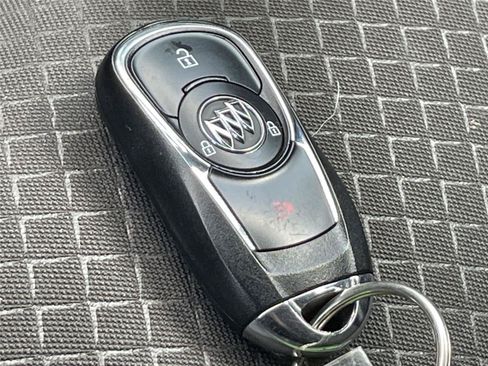 Used 2018 Buick Encore Preferred AWD/4WD image 28