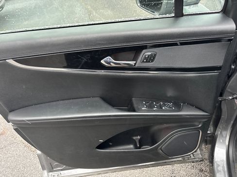 Certified 2023 Lincoln Nautilus Reserve w/ Cargo Utility Package image 11