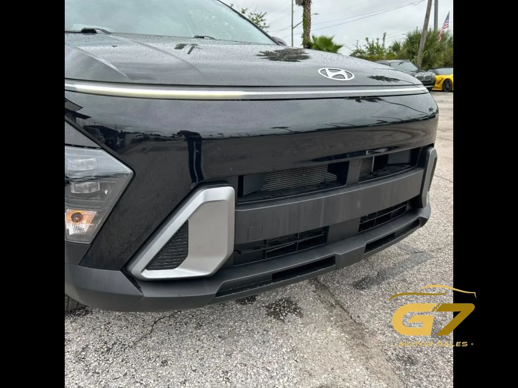 Used 2025 Hyundai Kona SEL FWD image 27