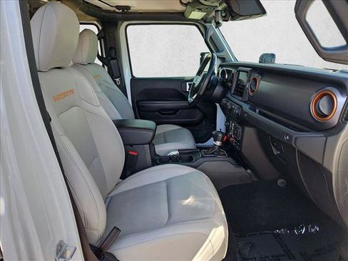 Used 2021 Jeep Gladiator Mojave AWD/4WD image 28