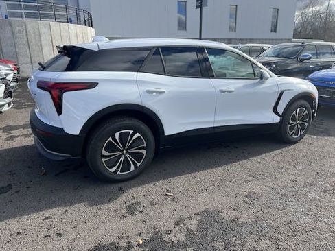 New 2025 Chevrolet Blazer EV LT image 6