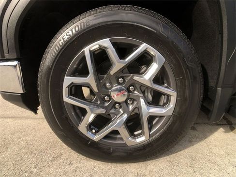 Used 2023 GMC Sierra 1500 SLT w/ SLT Premium Plus Package image 18