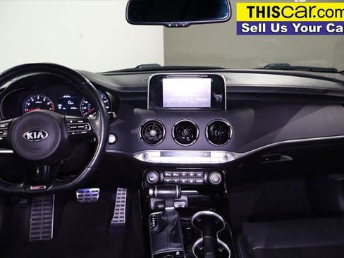 Used 2021 Kia Stinger GT-Line image 20