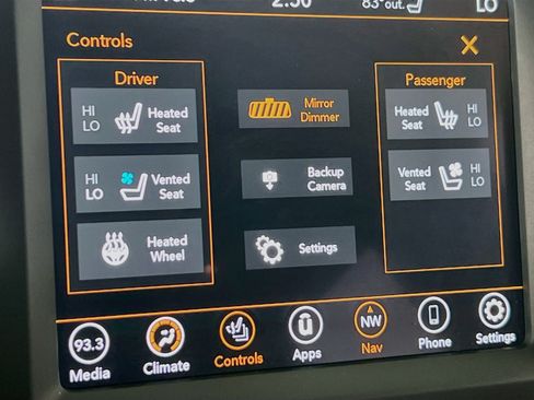 Used 2023 Jeep Cherokee Altitude Lux w/ Lux Elite Package AWD/4WD image 20