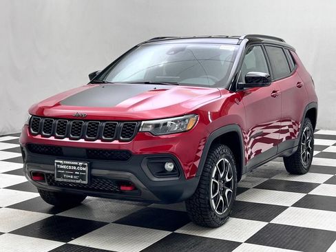 New 2026 Jeep Compass Trailhawk AWD/4WD image 4