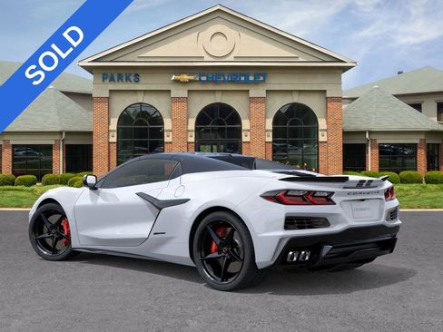 New 2026 Chevrolet Corvette E-Ray image 4