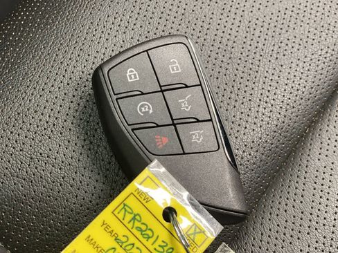 Used 2024 Chevrolet Tahoe High Country w/ Premium Package 2 image 29