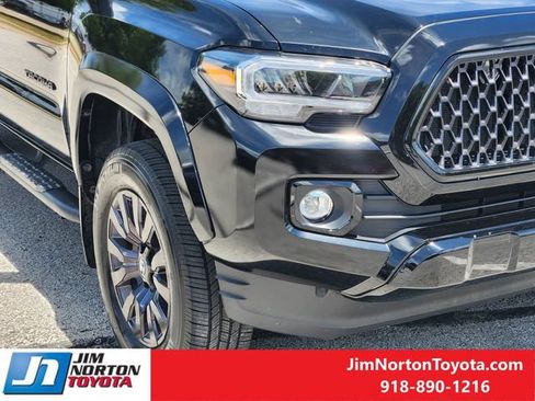 Used 2023 Toyota Tacoma Limited w/ Nightshade Package AWD/4WD image 10