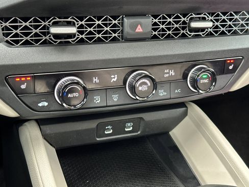 Used 2023 Honda Accord EX image 21