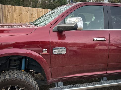 Used 2018 RAM 2500 Longhorn image 4