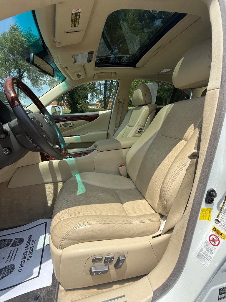 Used 2012 Lexus LS 460 w/ Comfort Pkg RWD image 20