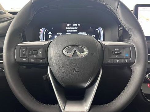 Certified 2025 INFINITI QX60 Luxe w/ Vision Package image 16