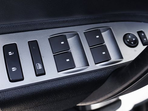 Used 2013 Chevrolet Silverado 1500 LT image 16