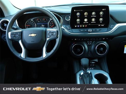 New 2025 Chevrolet Blazer LT w/ Convenience Package image 11