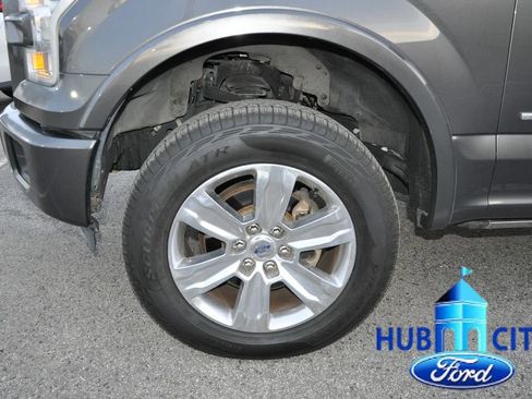 Used 2015 Ford F150 Platinum w/ Equipment Group 701A Luxury image 8