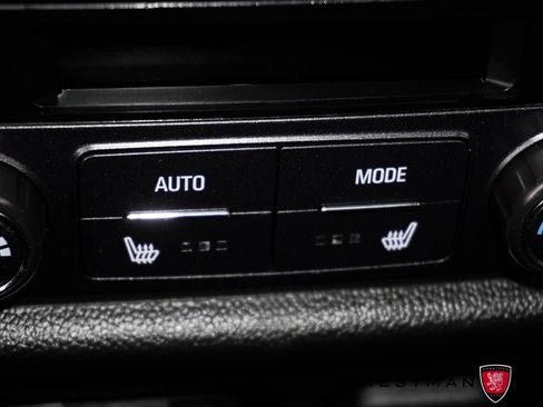 Used 2023 Chevrolet Traverse High Country AWD/4WD image 49