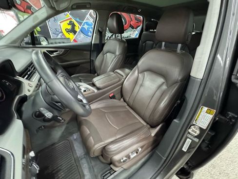 Used 2019 Audi Q7 3.0T Prestige w/ Prestige Package image 10