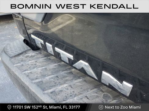 Used 2021 Nissan Titan Platinum Reserve w/ Moonroof Package image 12