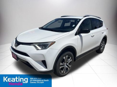 Used 2016 Toyota RAV4 LE FWD image 10