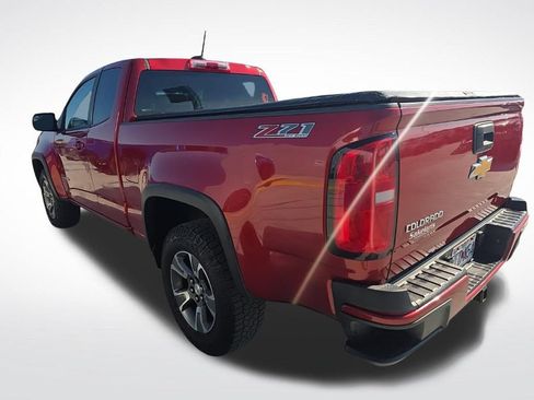 Used 2015 Chevrolet Colorado Z71 AWD/4WD image 38