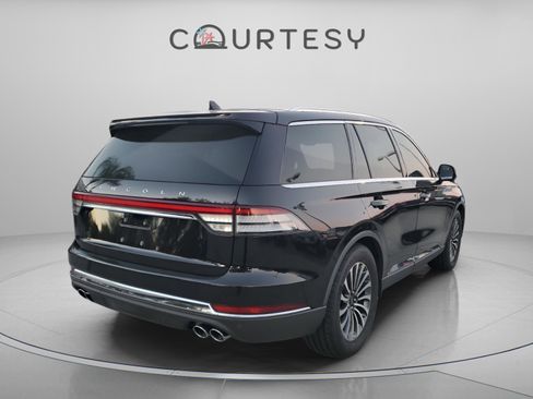 Used 2021 Lincoln Aviator Reserve w/ Equipment Group 201A image 3