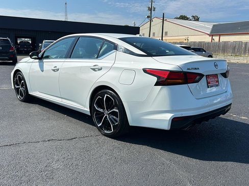 Used 2024 Nissan Altima 2.5 SR image 4
