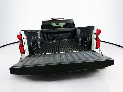 Used 2023 Chevrolet Silverado 1500 LT image 27